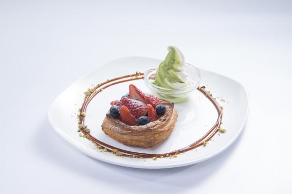 抹茶控出動!LOG-ON Cafe推全新甜品