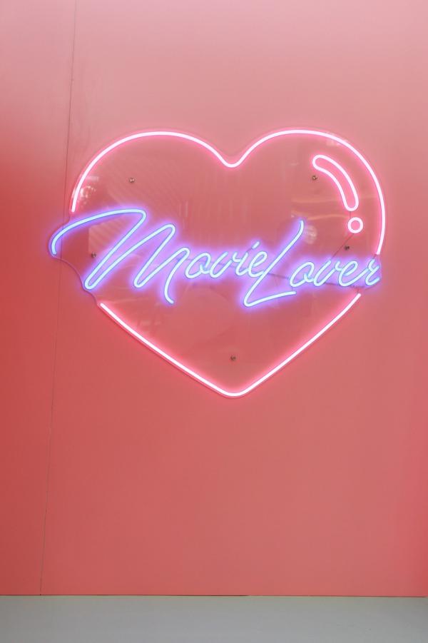 【沙田好去处】沙田10大电影粉红场景!霓虹灯墙/爆谷池影相位