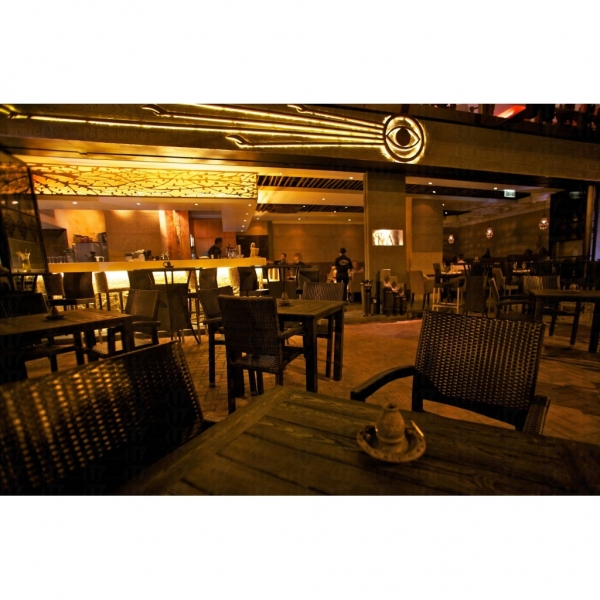 RA Restaurant & Lounge 以地道的中東與埃及風情為餐廳的主題。