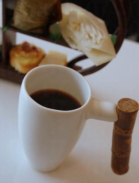老香江茶居不賣咖啡,清一色以茶會客 (網上圖片)