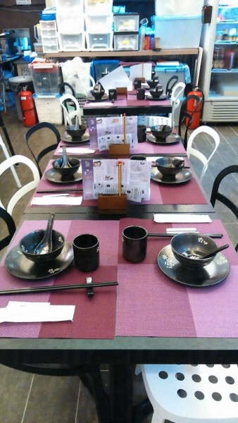 店內只設三十個座位,是間小型點心店。