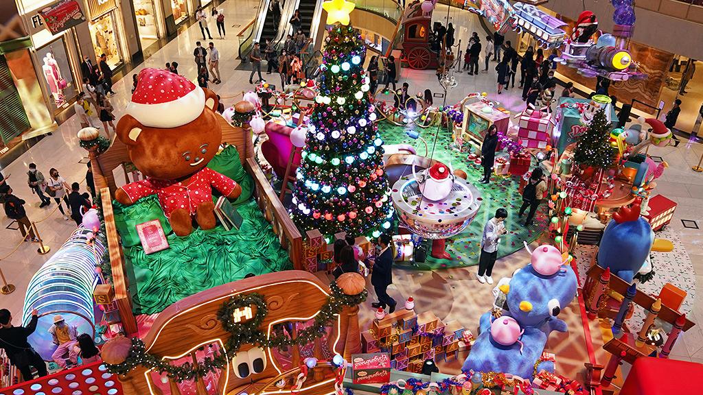 【聖誕好去處2021】中環置地廣場大型玩具派對登場！3.3米巨型啤啤熊影相位/彩虹滑梯