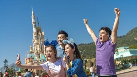 【迪士尼優惠2021】國泰航空推出香港迪士尼樂園優惠！飛行里數免費換迪士尼門票/年票/酒店住宿