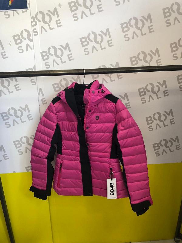 瑞典滑雪品牌8848羽绒外套$800