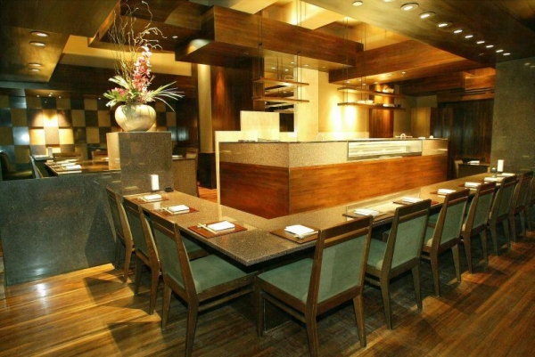 酒店內的鹿悅日本餐廳。