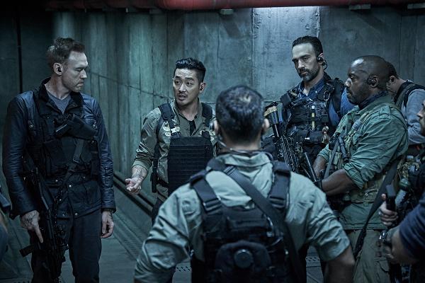 【轰天暴队】河正宇新戏化身雇佣兵 大骚身手兼晒流利英文