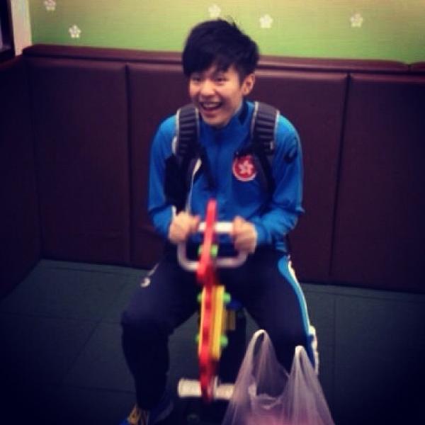 【無限斜棟有限公司】27歲Ian陳卓賢得意童年照曝光 由肥仔潛力股蛻變腹肌男神靠跑十公里減肥 | 港生活 ...